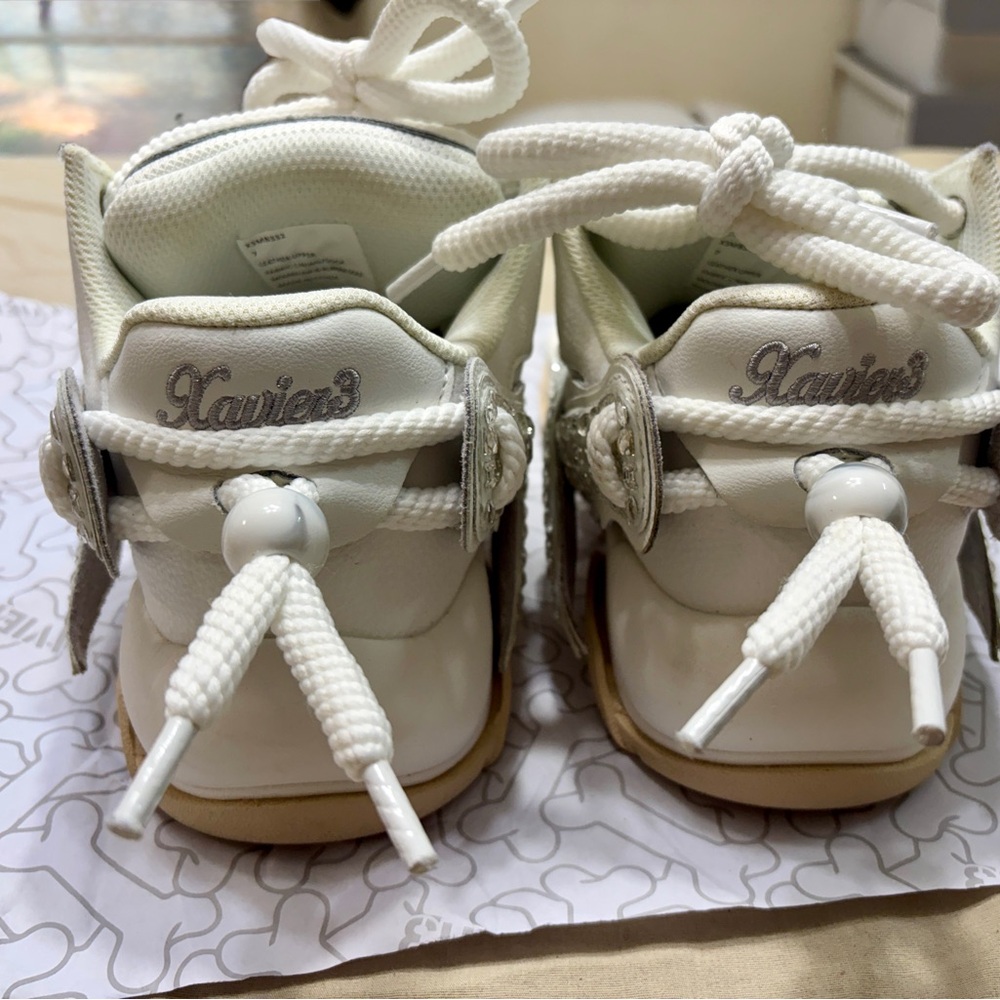 Xavier 3 Crystal Bone Sneakers